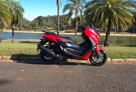 YAMAHA NMAX CONNECTED 160 ABS 